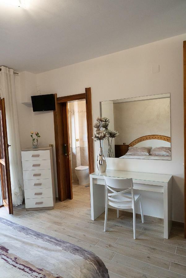 B&B Il Cavaliere Баронисси Экстерьер фото